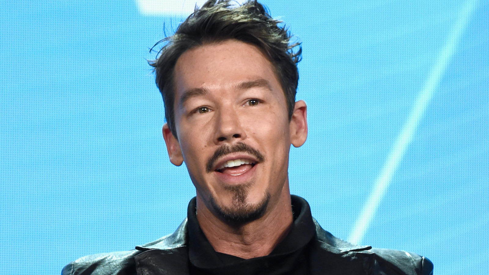David Bromstad Makes A Solid Case For Ditching Upper Cabinets In A Small Kitchen