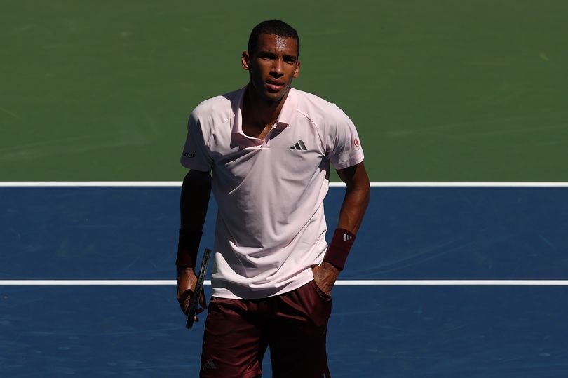 US Open favorite crashes out after feeling 'dizzy and seeing spots' in scary loss