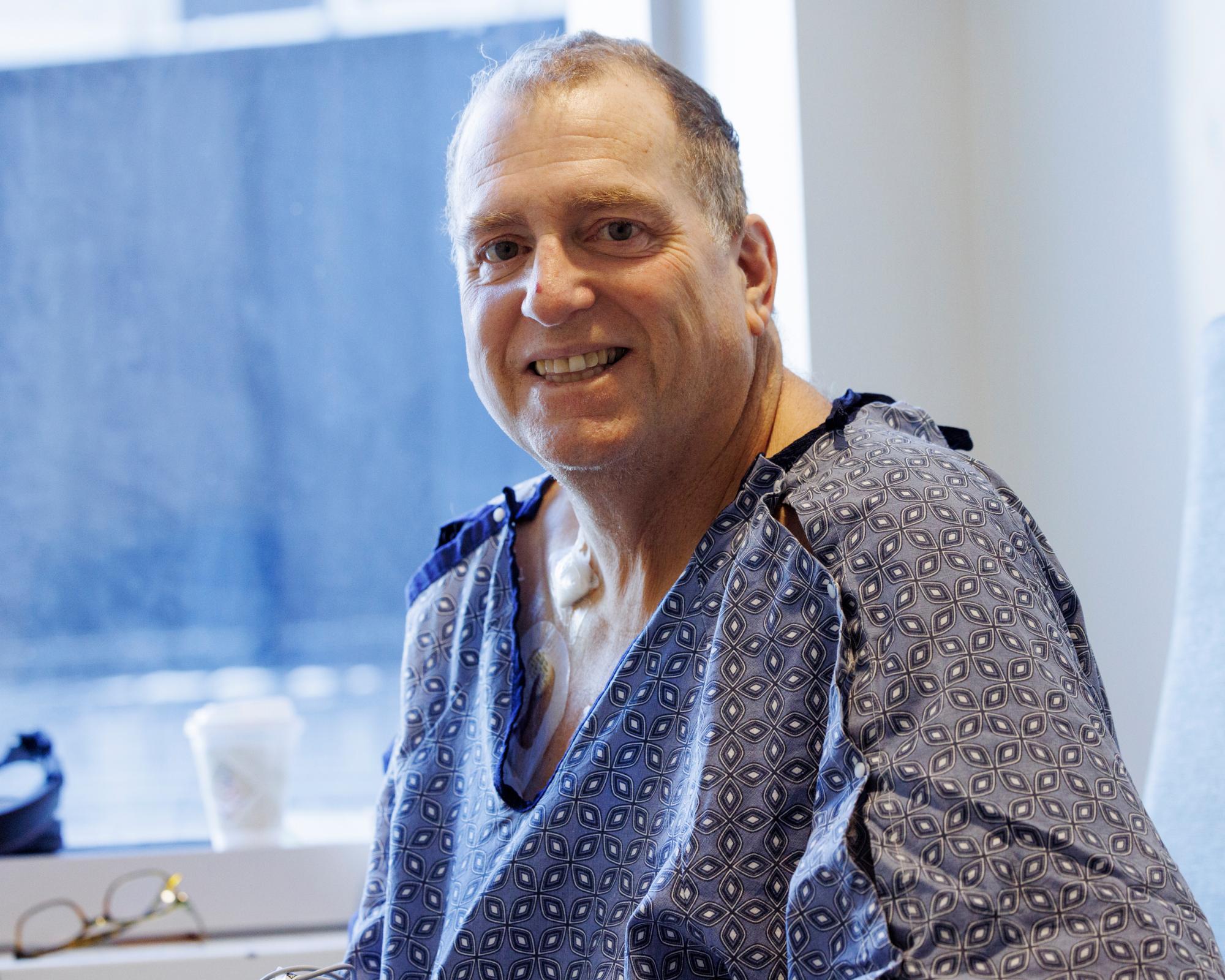 Genetically modified pig kidney keeps man alive for record nine months