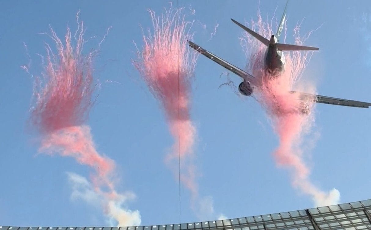 New Photo - South Africa-New Zealand flyover cancelled amid Cape Town stunt investigation