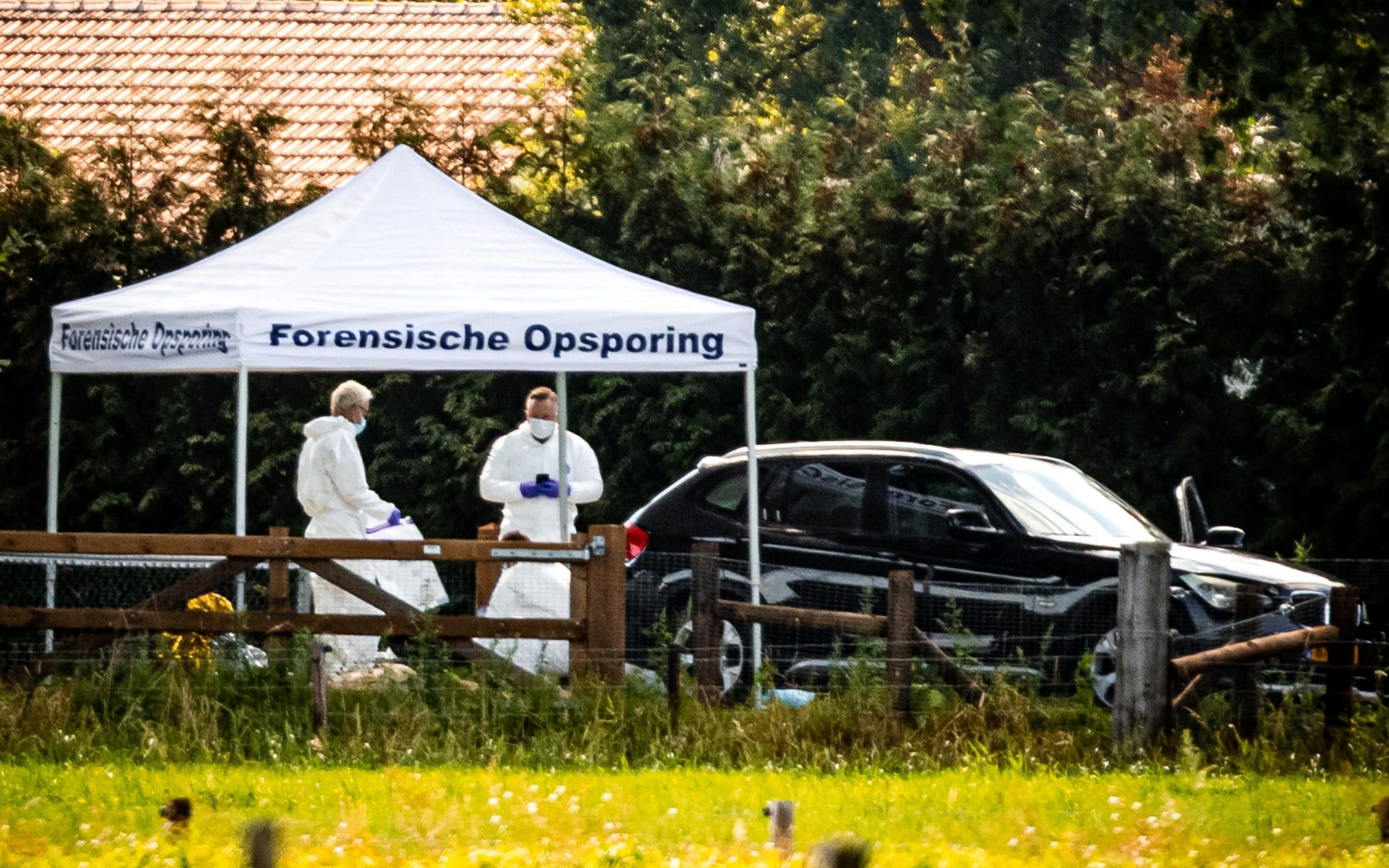 Gang feud over £160m cocaine haul turns Dutch village into warzone