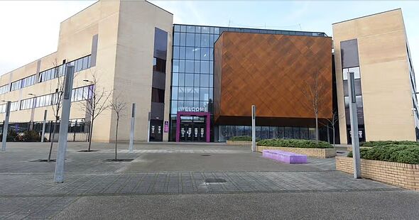 Liverpool school plunged into lockdown after 'threat of violence' - parents sent email