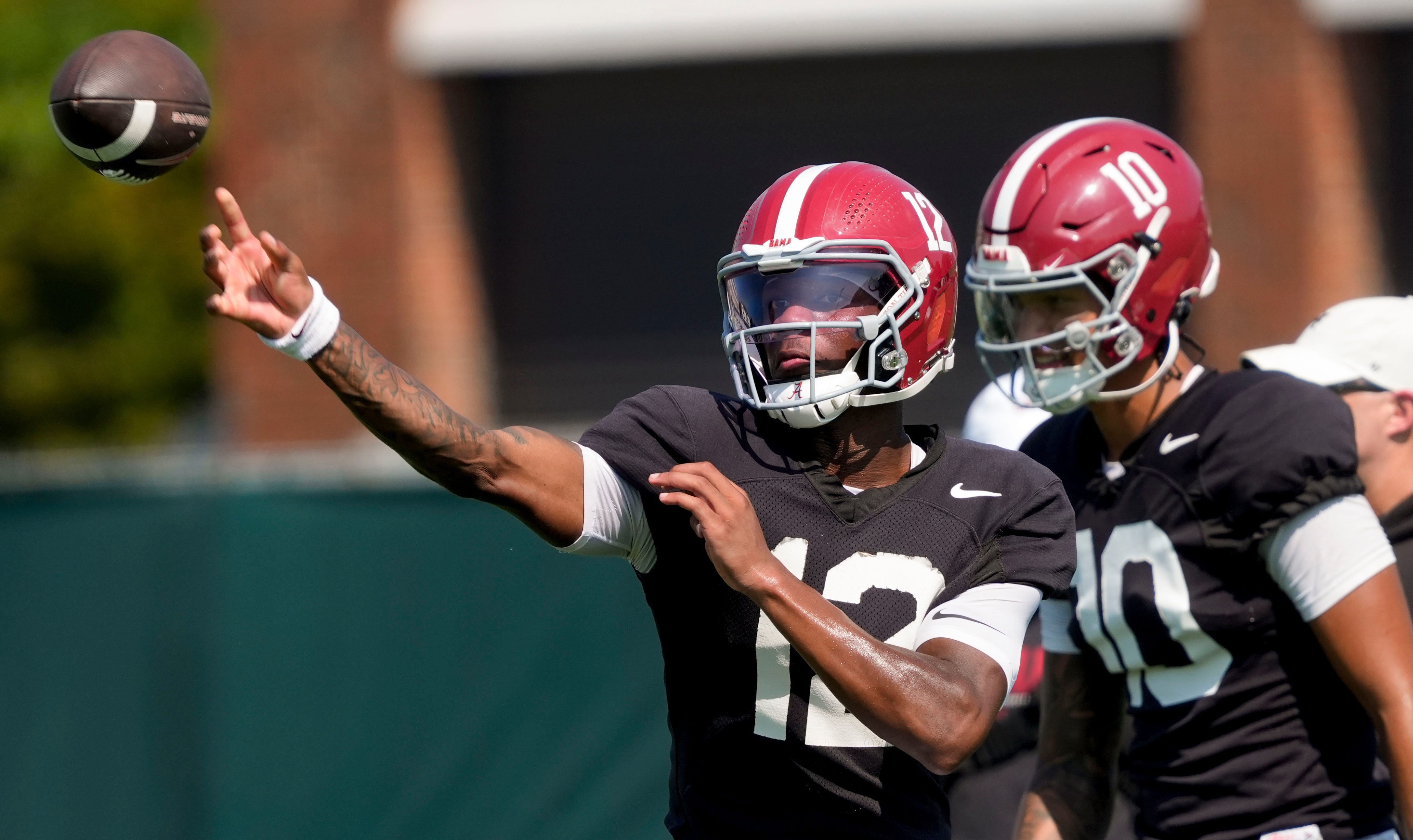 Alabama reveals official depth chart for Week 1 vs. East Carolina - AOL
