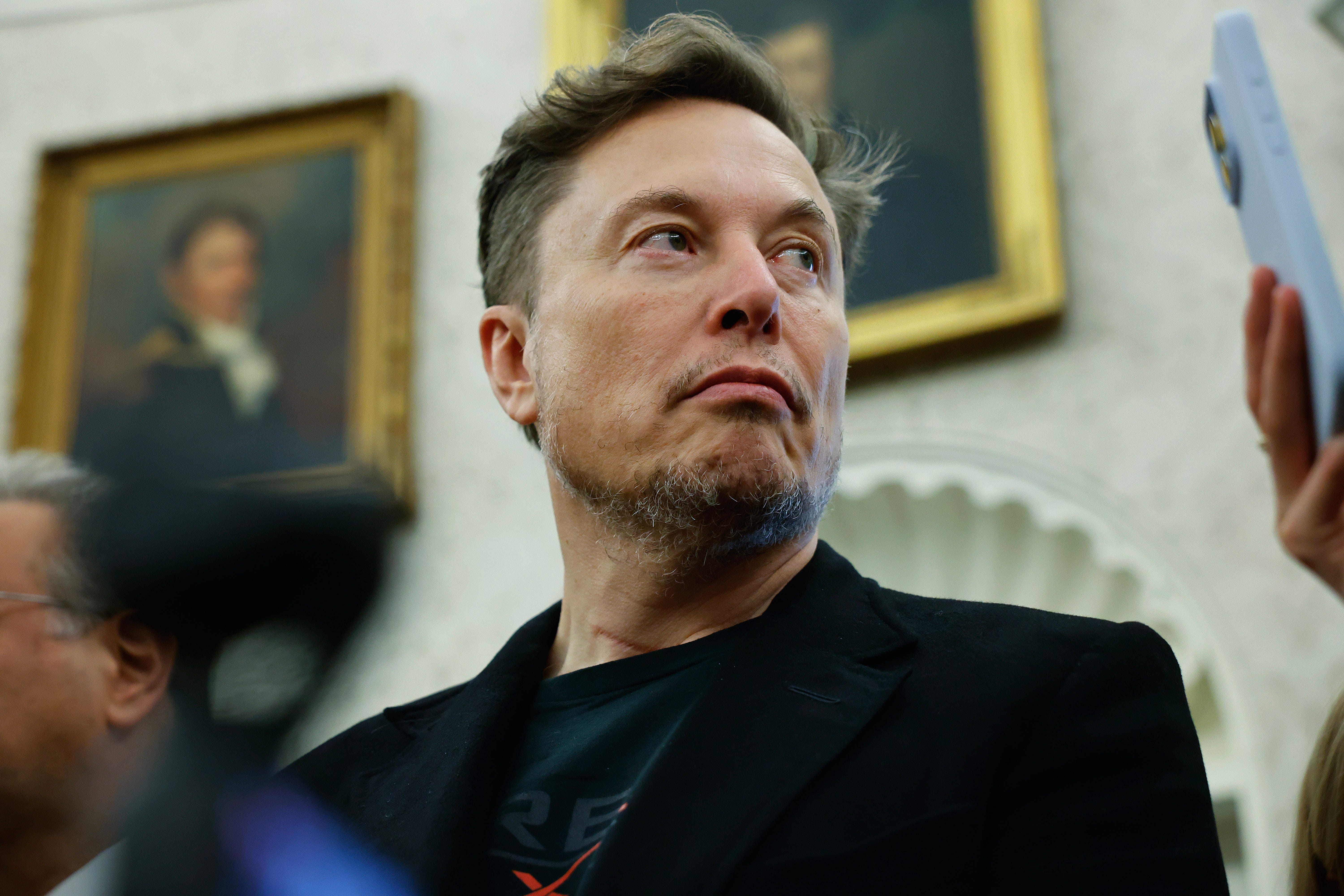 Elon Musk is feuding with Chess.com. And not for the first time.
