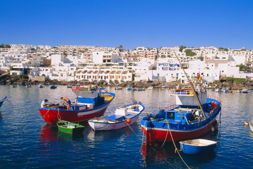 Brit tourist, 75, dies during swim in Lanzarote as boy, 5, fights for his life