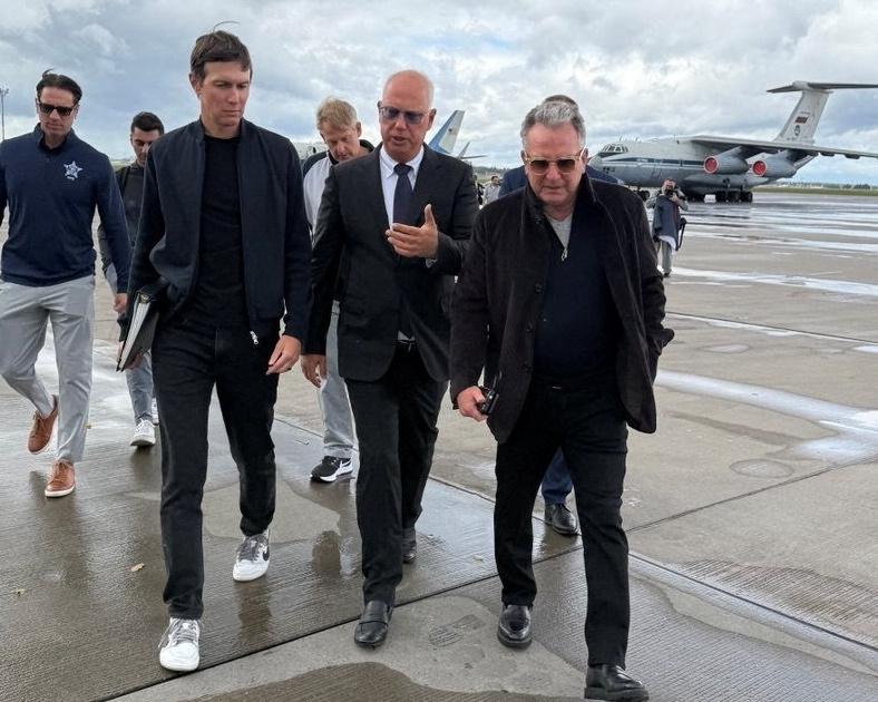 Steve Witkoff and Jared Kushner land in Moscow aiming to revive Ukraine talks