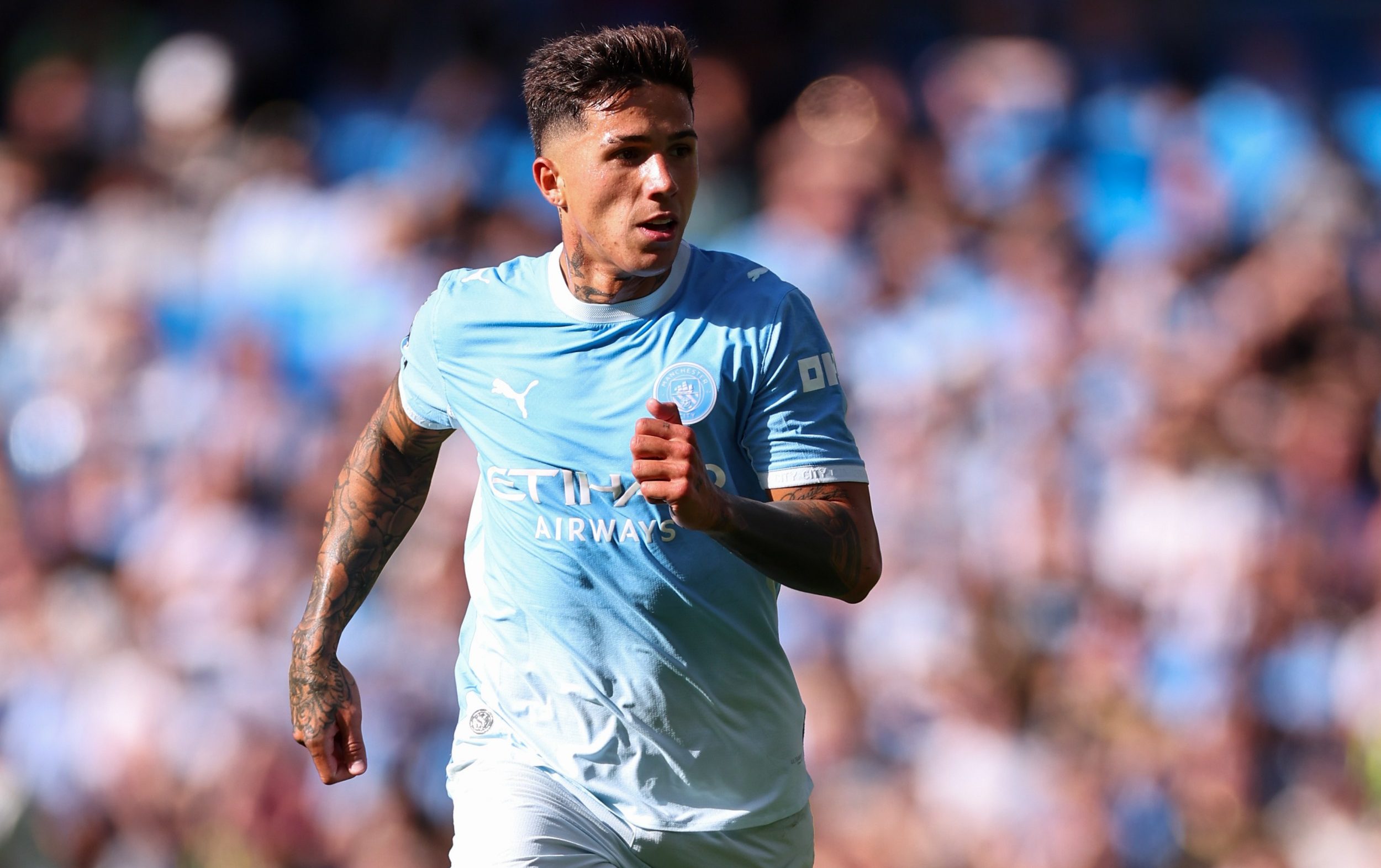 Enzo Fernandez Taunted By Fans But His Dark Arts Help City Win AOL enzo-fernandez-taunted-by-fans-but-his-dark-arts-help-city-win-aol