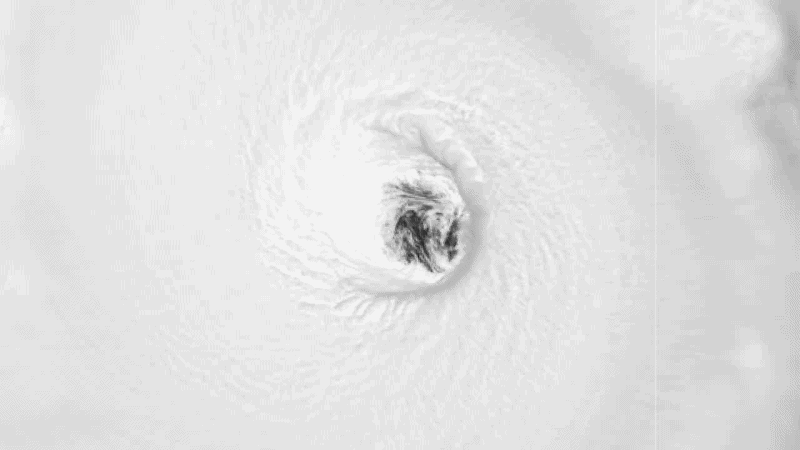 Timeline: When Hawaii will start feeling Hurricane Lowell's impacts