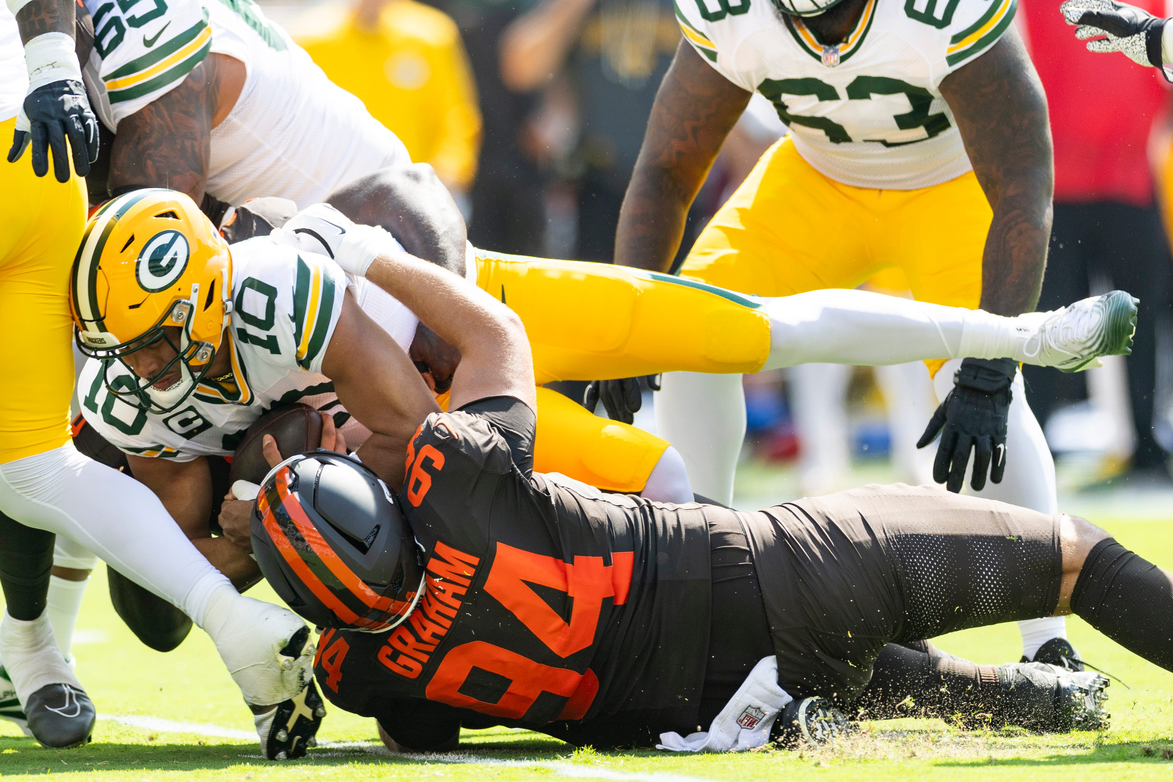 Lift Insect Browns hoping improved health can lift defensive line entering opener - AOL