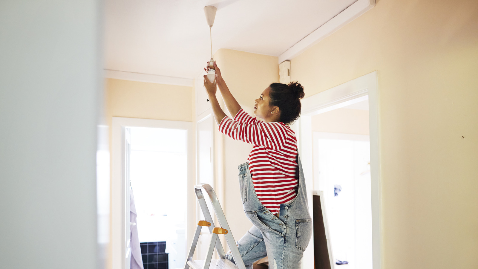 Top Reasons Your LED Light Bulbs Aren't Lasting Long (And How To Extend Their Life)