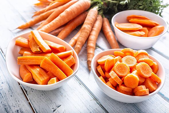 Carrots and celery stay fresh for longer when you store them in 1 place