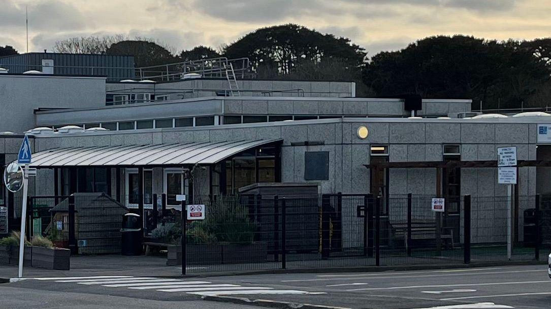 Classroom 'safe to use' after mould removed