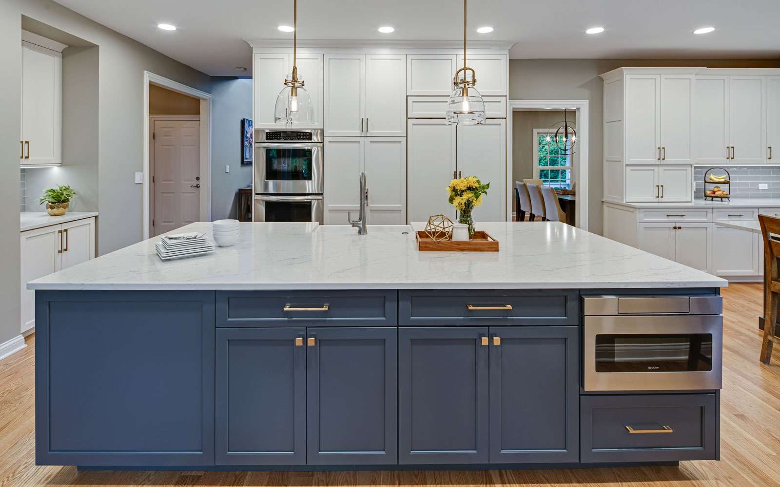 We Asked Designers For The Cabinet Colors That Instantly Upgrade A 