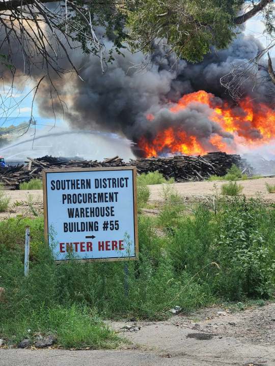 UPDATE: Railroad tie fire in Pueblo expected to burn through the night ...