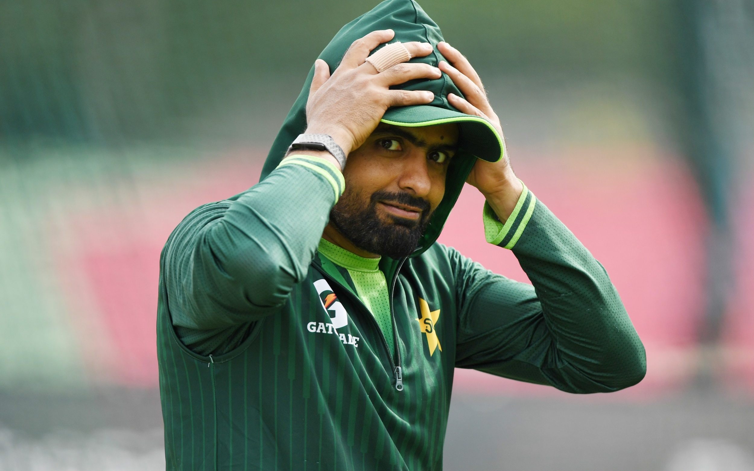 Pakistan confiscate players' phones in discipline and conduct investigation