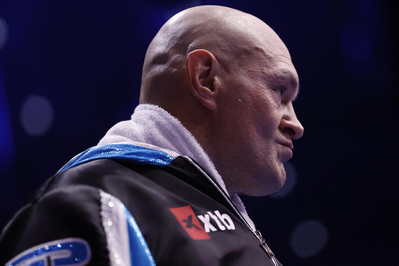Tyson Fury claims Anthony Joshua fight off, challenges Oleksandr Usyk