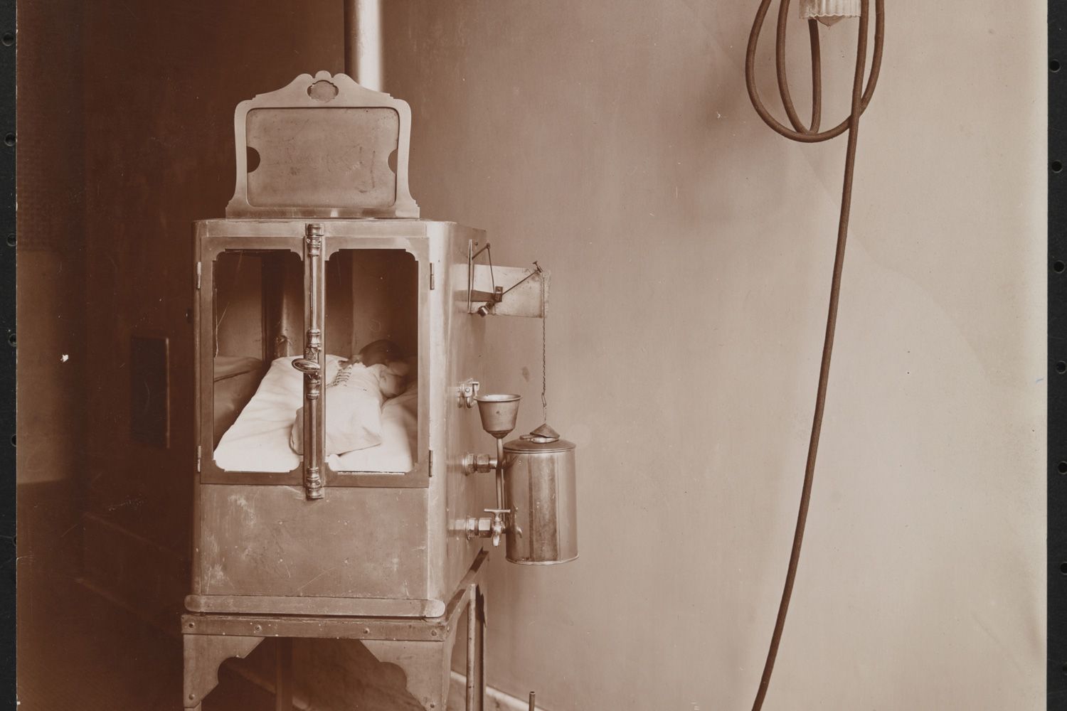 138 Years Ago, the First Baby Was Treated in an Incubator. She Weighed Less Than 3 Lbs.