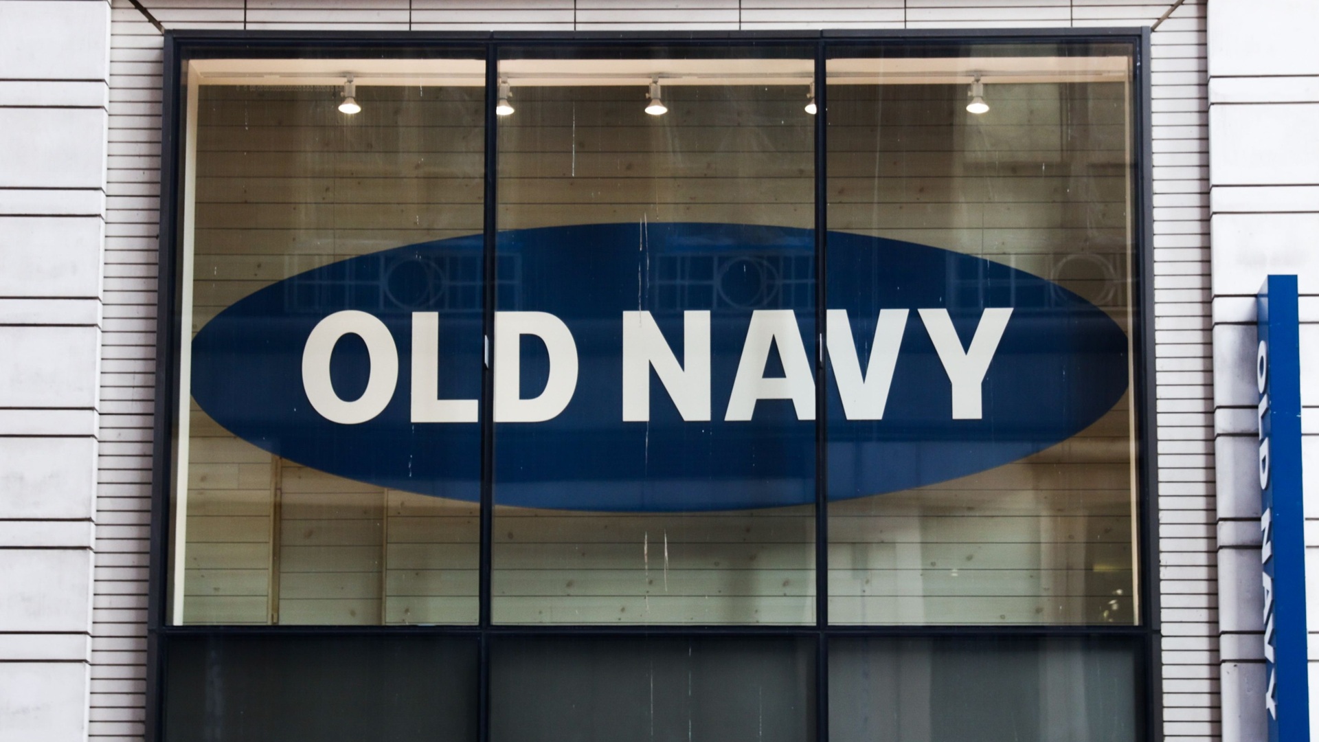 Grab These 5 Popular Summer Items at Old Navy When Prices Drop
