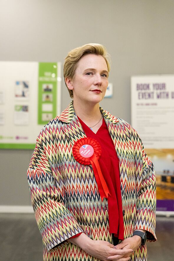 'Proud feminist' Labour MP defends Muslim parade that separates women from men - AOL