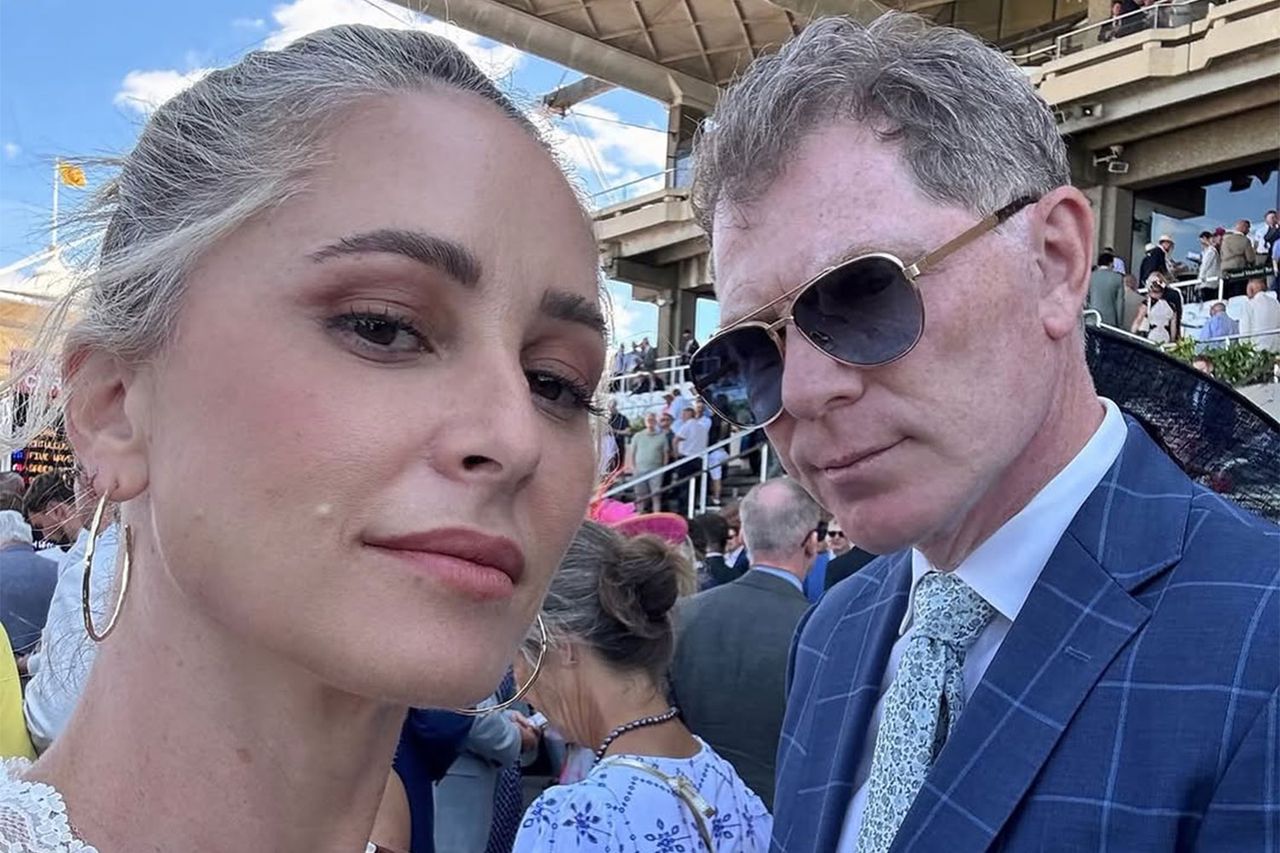 Brooke Williamson Shares Bobby Flay's Reaction to Her Shipping 10 Boxes of  Clothes to New York: 'Is This All Yours?' - AOL