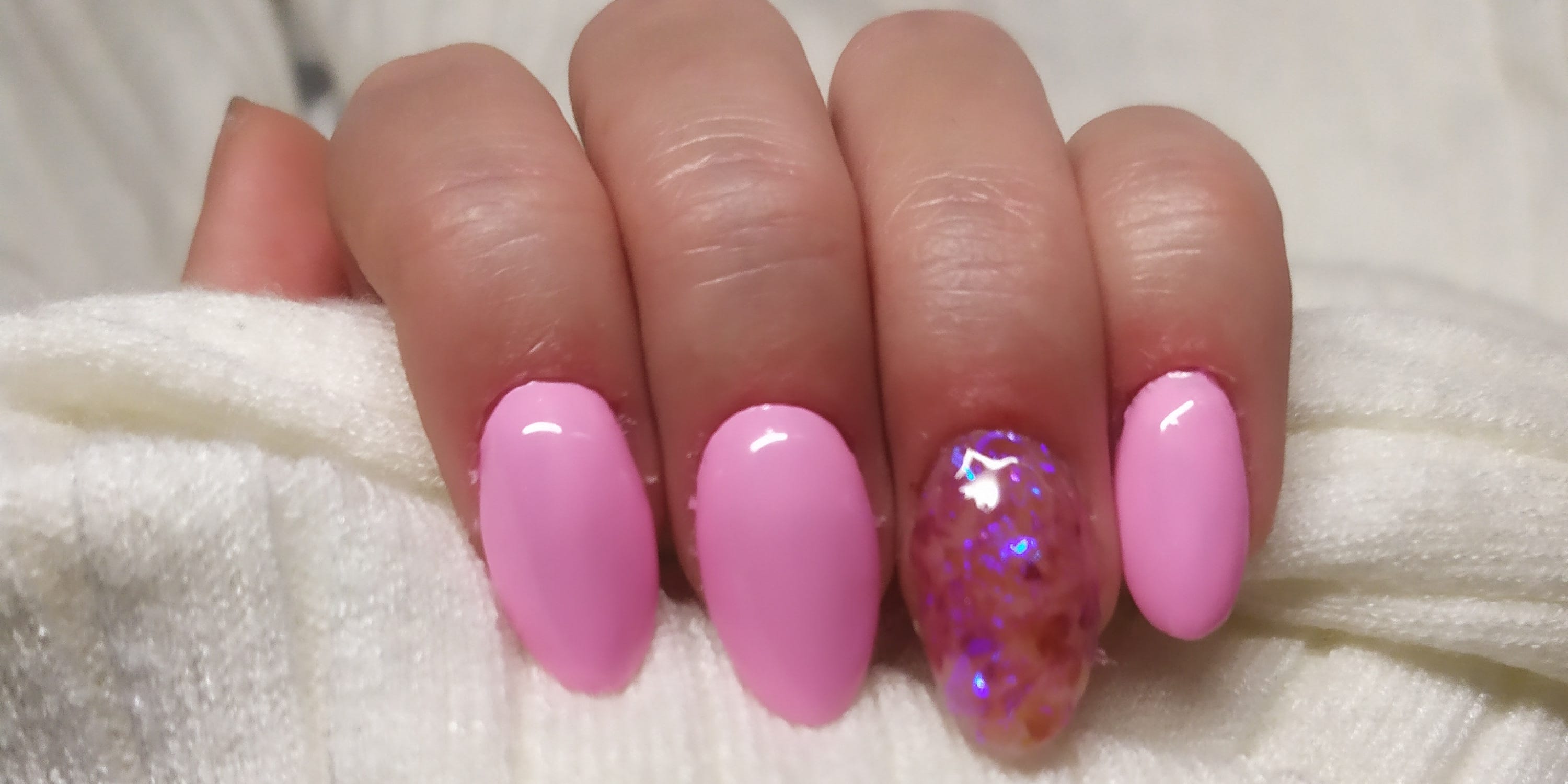 Jelly Nails Are the Glossy Mani Trend You'll See Everywhere This Fall