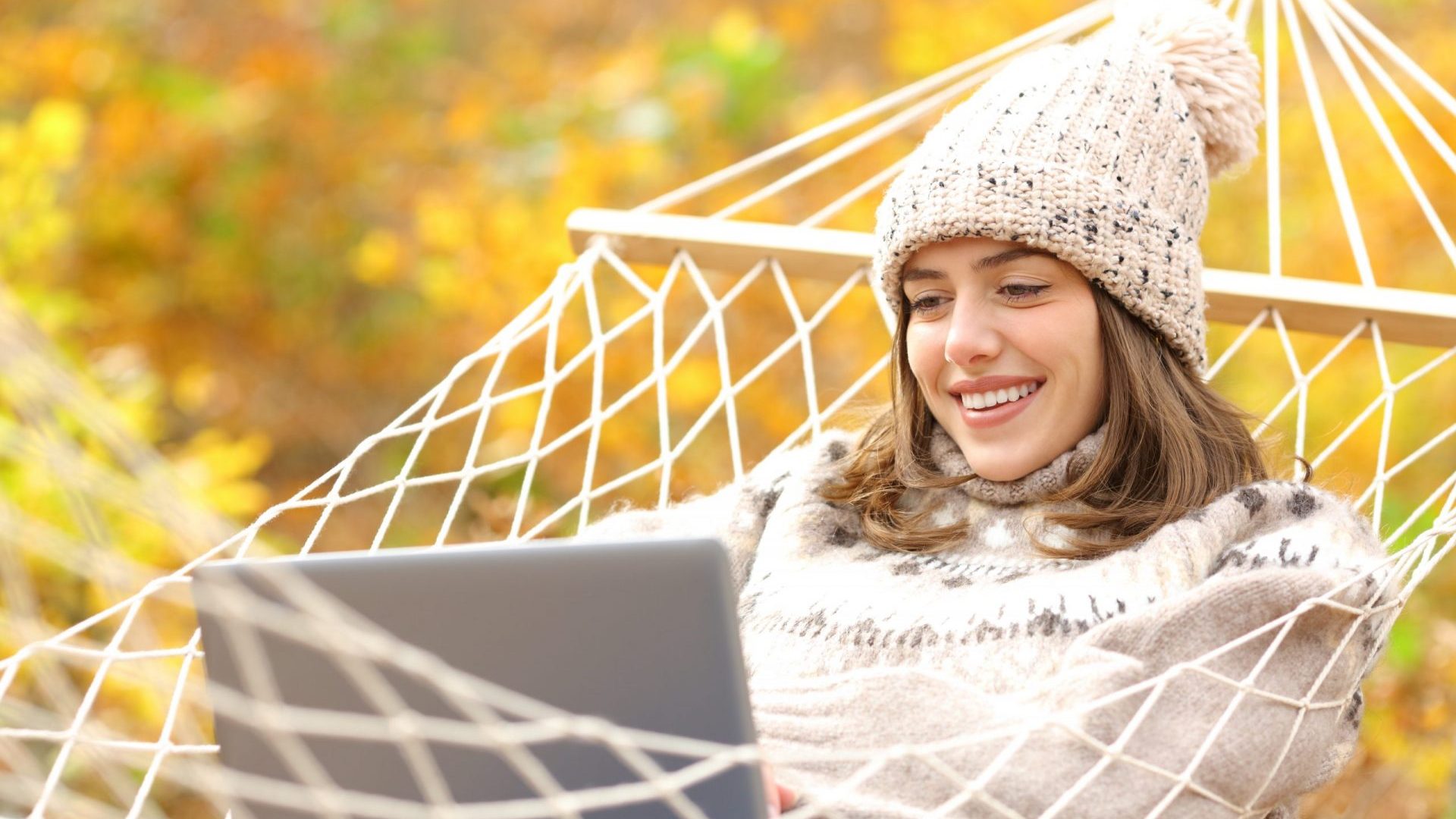 6 Cozy Seasonal Swaps That Can Quietly Save You Hundreds