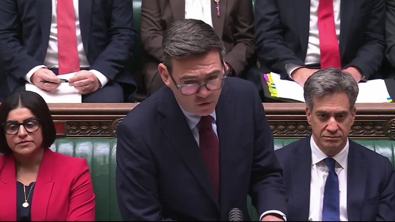Andy Burnham tells PMQs: I won't cut Britain's benefits bill to boost defence spending
