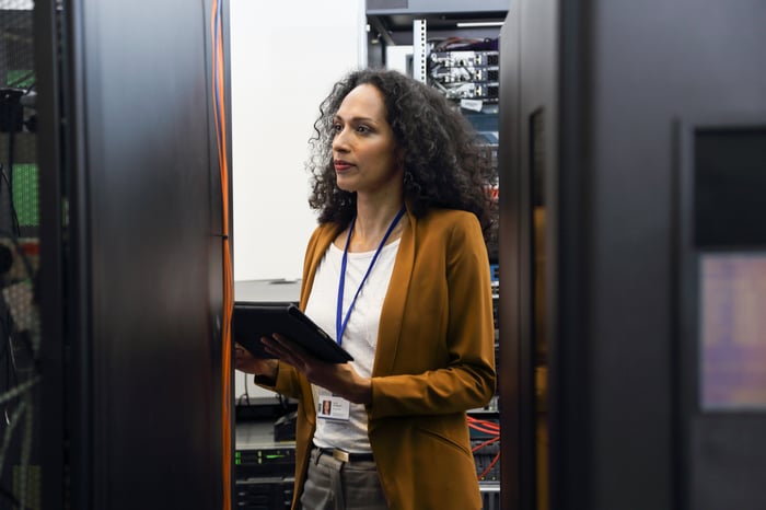 Bloom Energy Delivered Power to an Oracle Data Center in 55 Days . Here Why That Number Matters More Than the Revenue Beat .