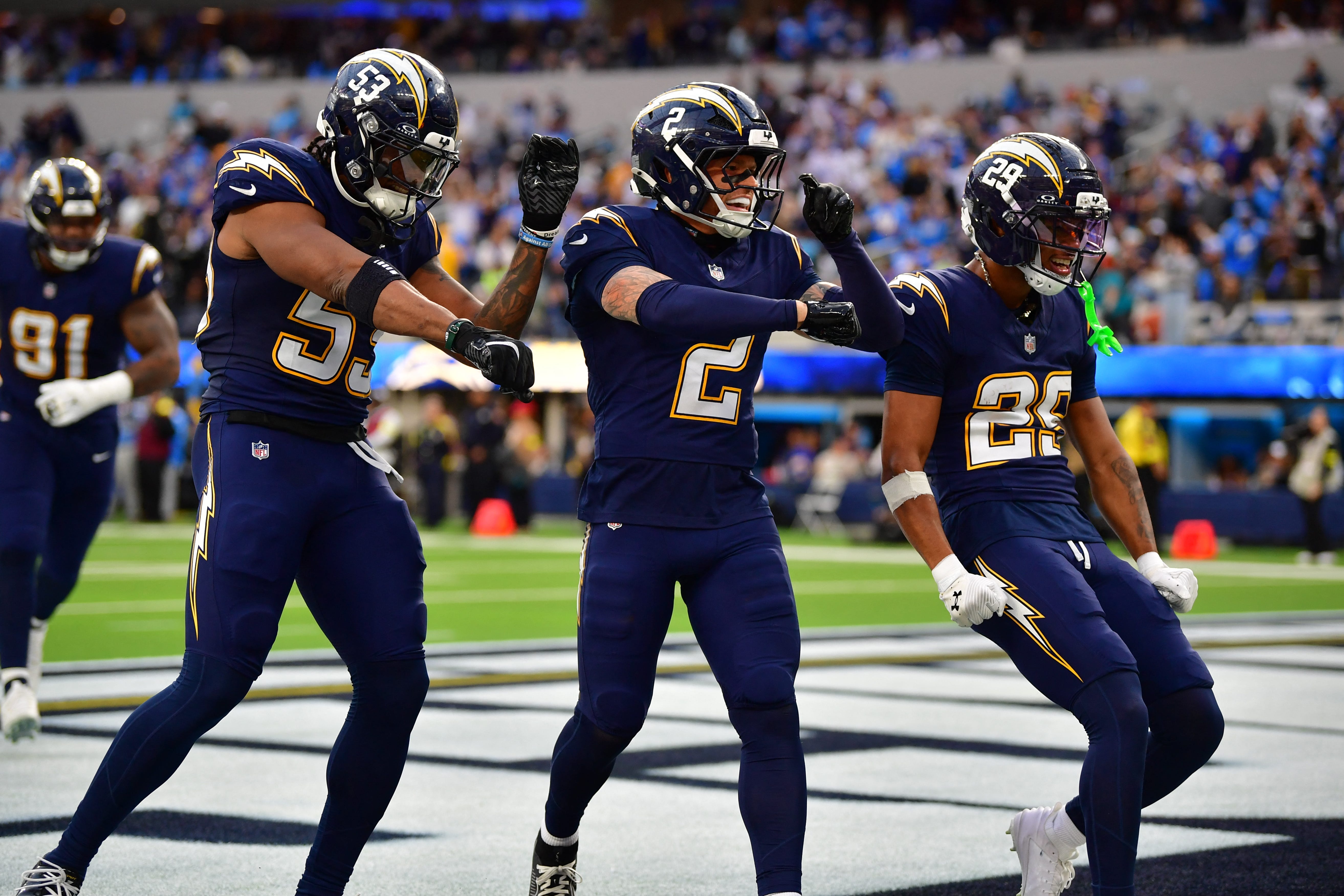 Chargers release first unofficial depth chart: 3 takeaways from unveil