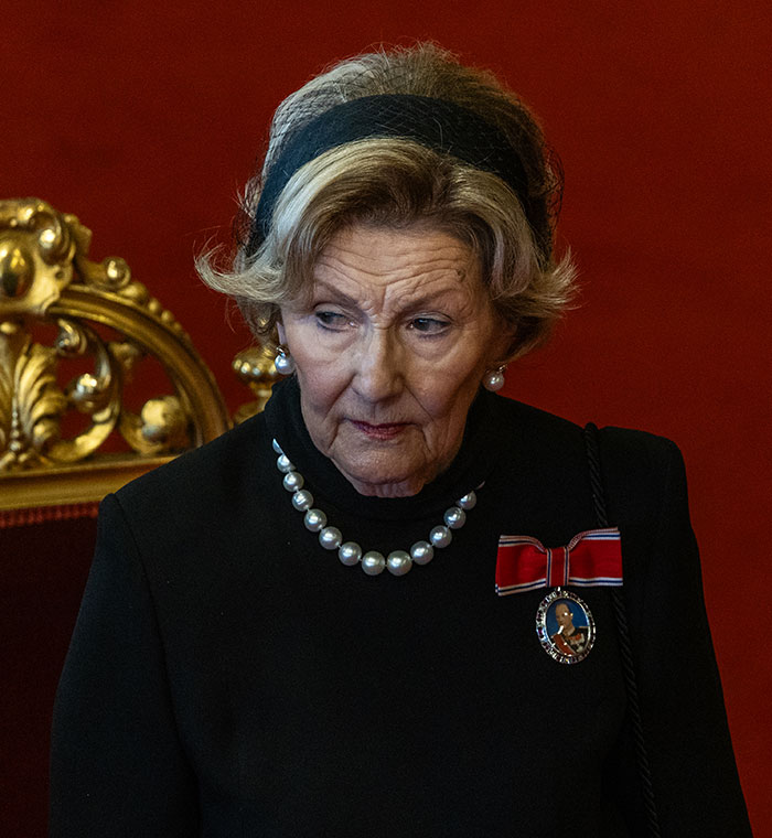 New Photo - Stepson Of Norway’s King Snubbed At Royal Funeral, Hit With Bishop’s Damning Glare Amid Horrific Allegations