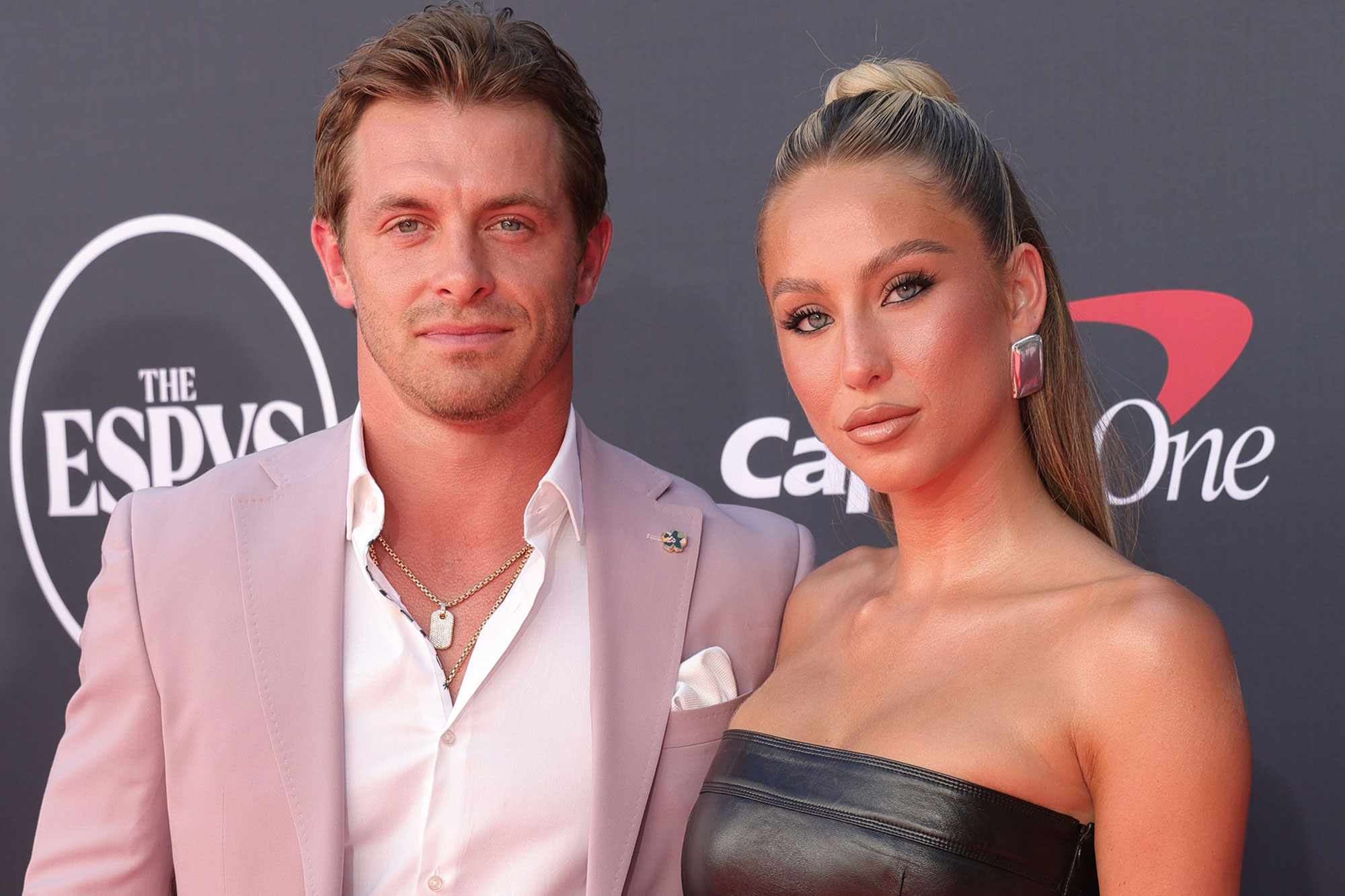 Split Family Sign Alix Earle Had Not Yet Split from Braxton Berrios When Family Agreed to ...
