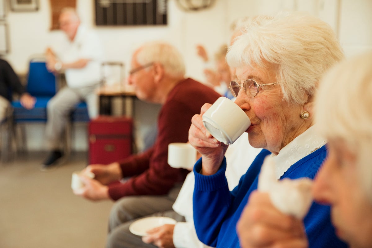 Photo: aol.com UK Scientists Link Drinking Extremely Hot Drinks to Oesophageal Cancer Risk