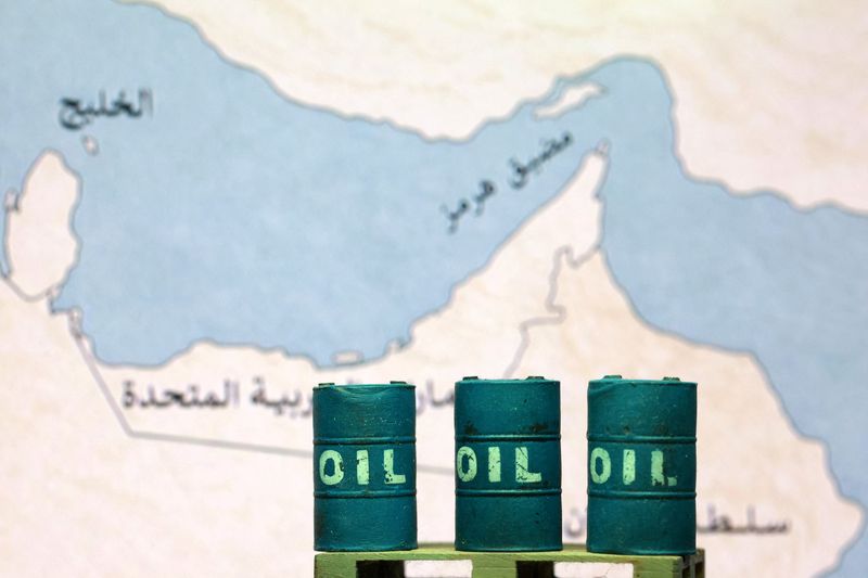 Photo: aol.com Pétrole : Le Brent Dépasse les 100 Dollars Après des Attaques au Moyen-Orient