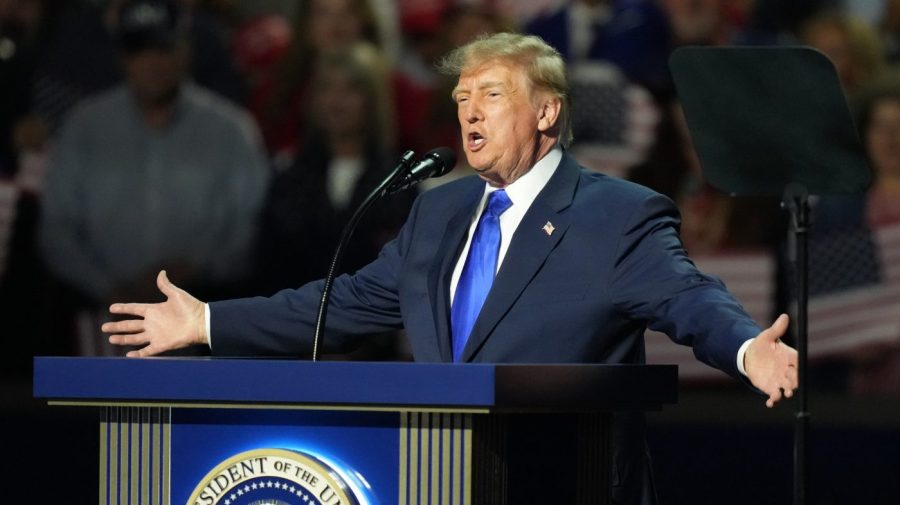 Trump implores GOP to ‘pretend' he's on November ballot at first night of midterm convention