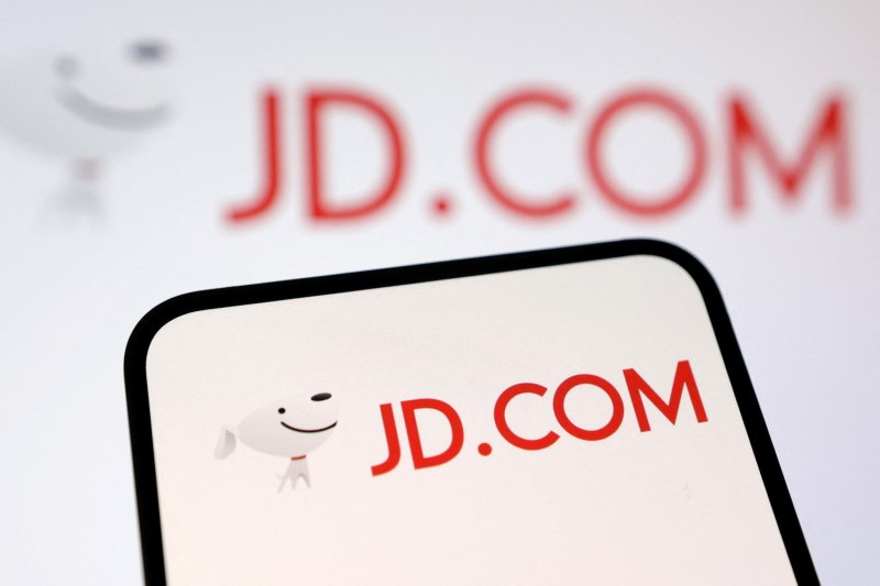 JD.com's Ceconomy concessions face criticism from rivals, sources say