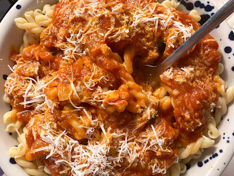 Adding Bacon Bits to Jarred Pasta Sauce Makes It Taste Exactly Like What I Ate in Rome