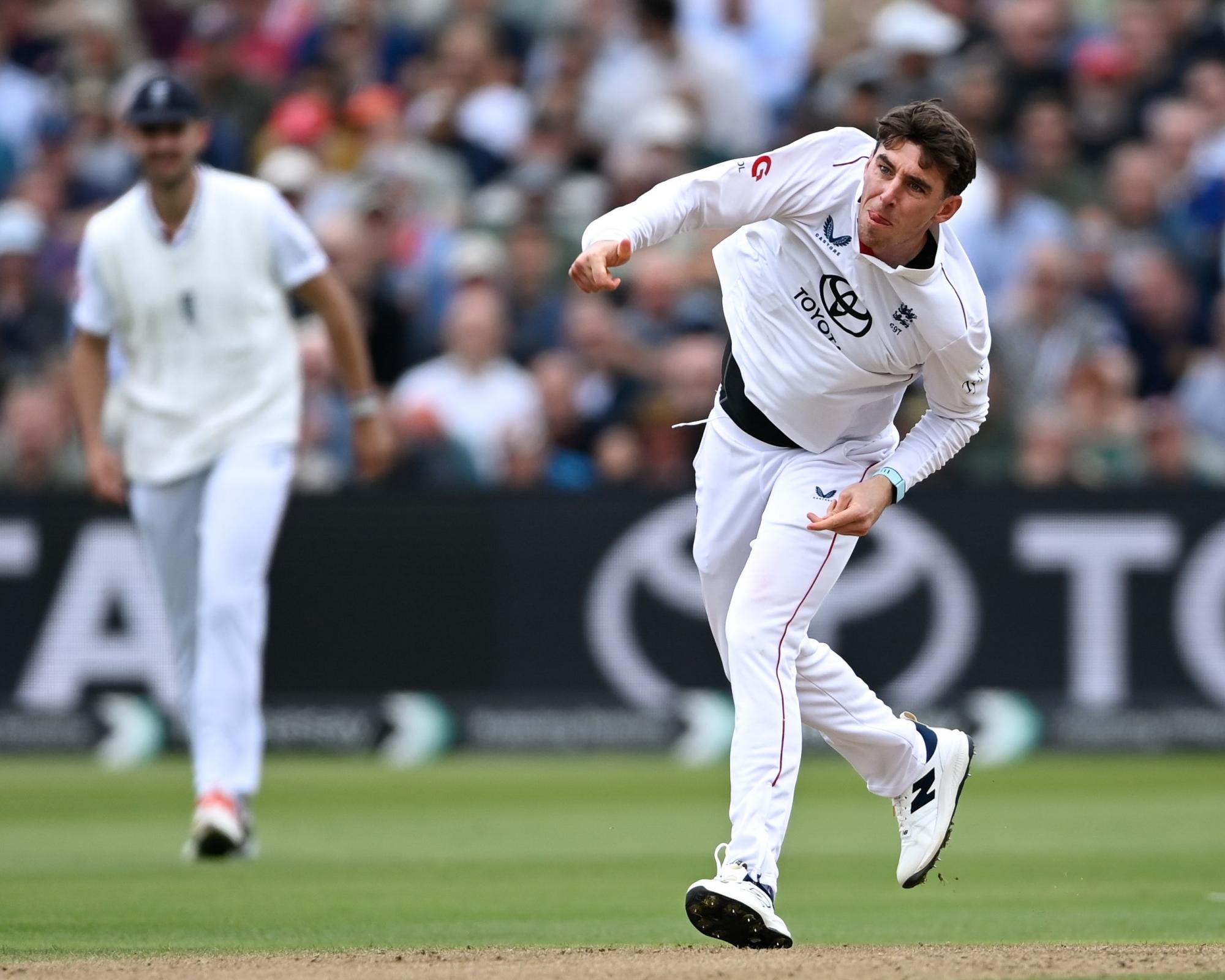 England not picking a spinner feels like going out for a walk without an umbrella