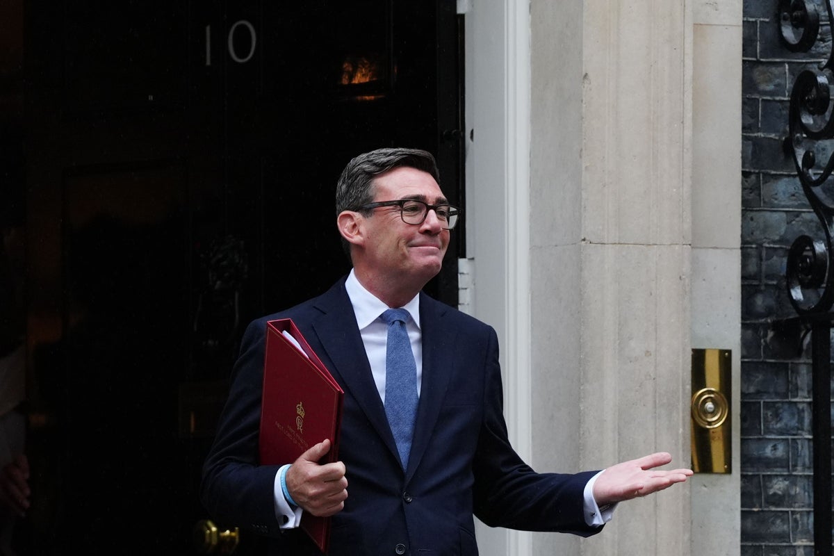 New £1 billion electric trains to ‘bring faster journeys to the North,' Burnham says