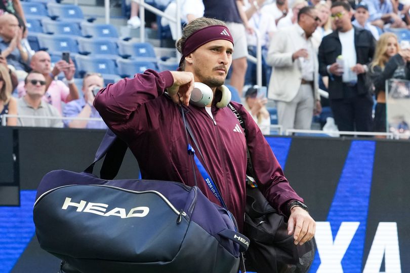 Alexander Zverev handed brutal US Open reality check in $19 semifinal clash