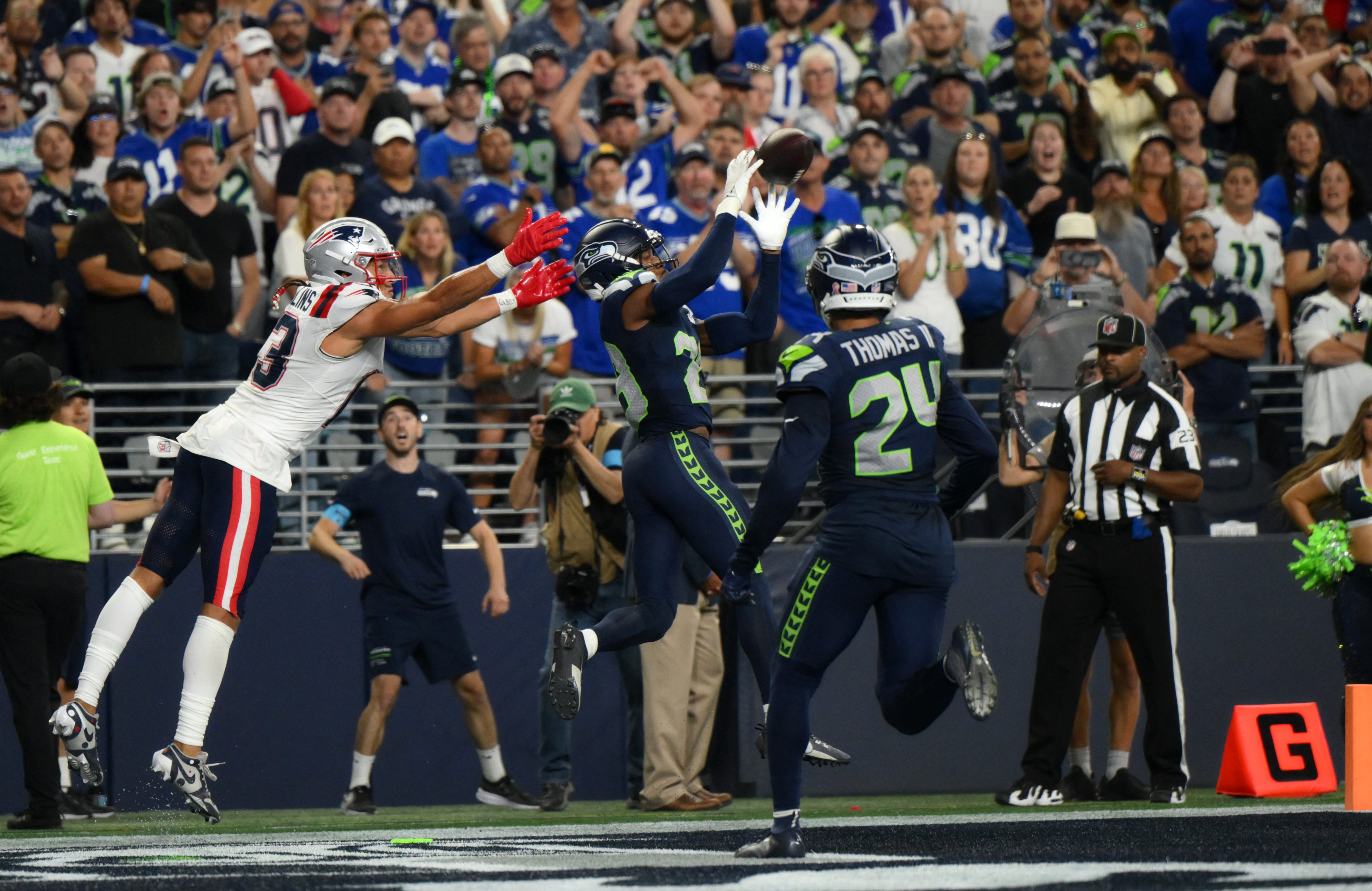 Bizarre parallel endings between Seahawks 2025 Week 1 and 2026 Week 1