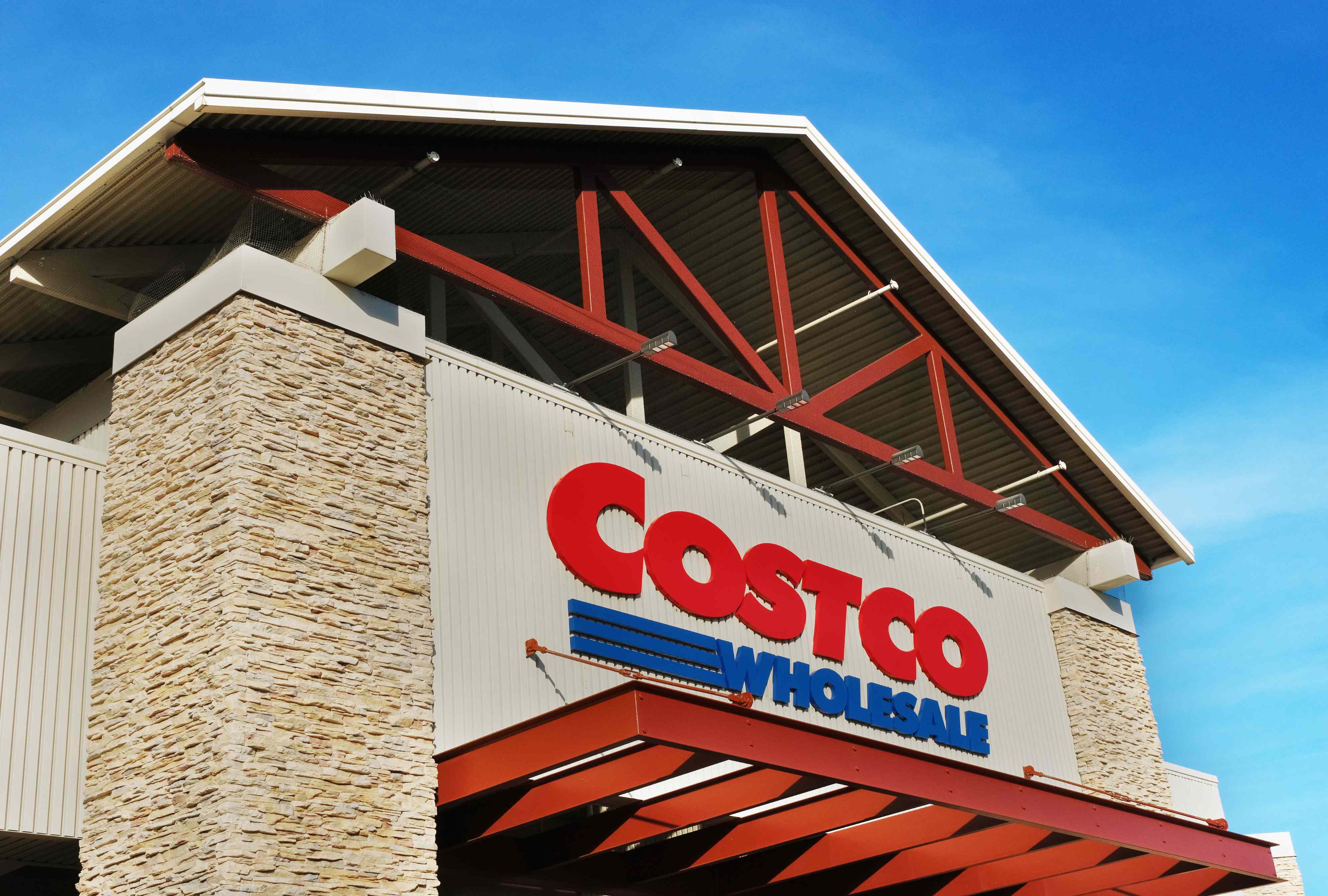 This New Costco S’mores Dip Delivers on All the Best Parts of the Classic Campfi...