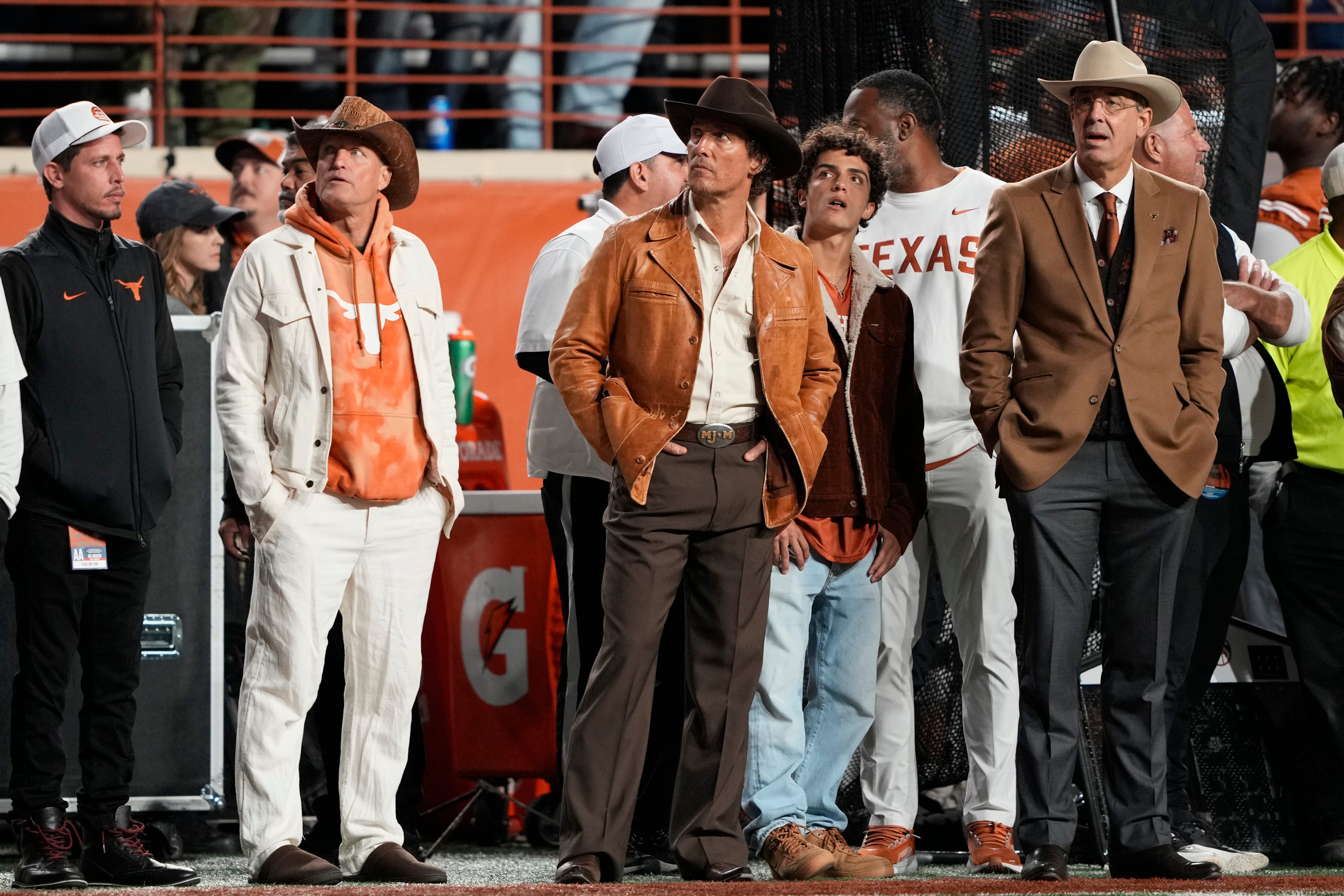 Texas student nailed $1.2M 'College GameDay' kick with Matthew ...