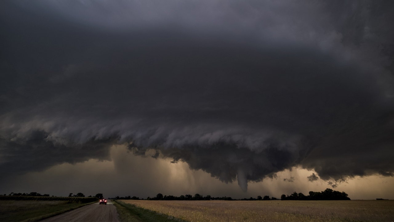 PHOTOS: Tornado reported near Artichoke, MN - AOL