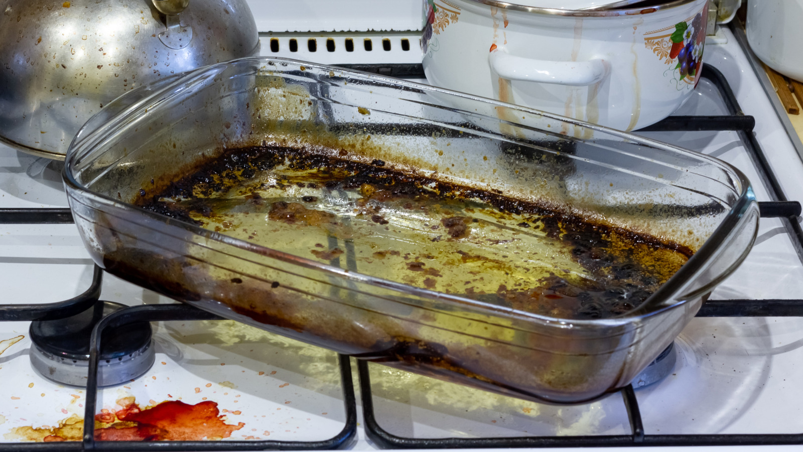 The Unexpected Laundry Item That Takes Care Of Baked On Pyrex And Bakeware Stains