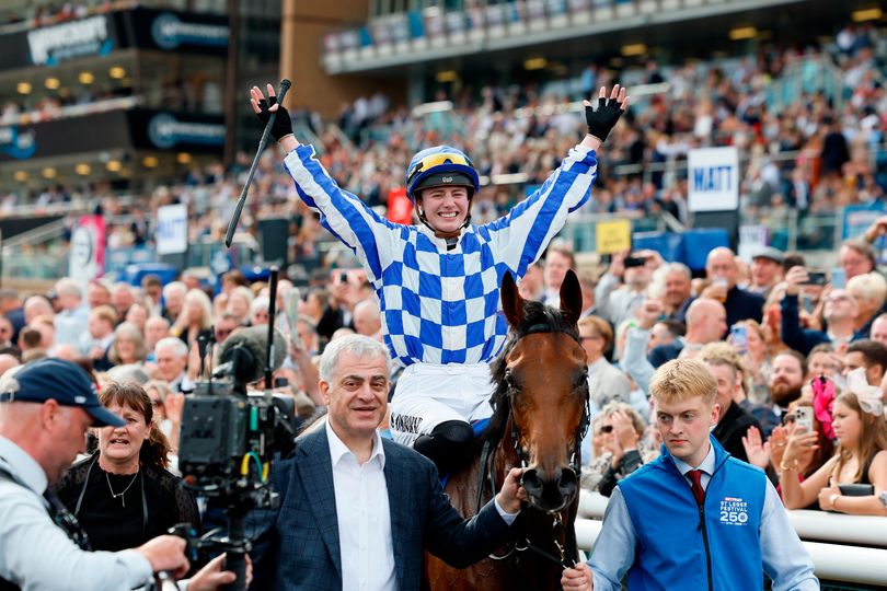 Saffie Osborne cries tears of joy as she makes history on Highwayman in 250th St Leger