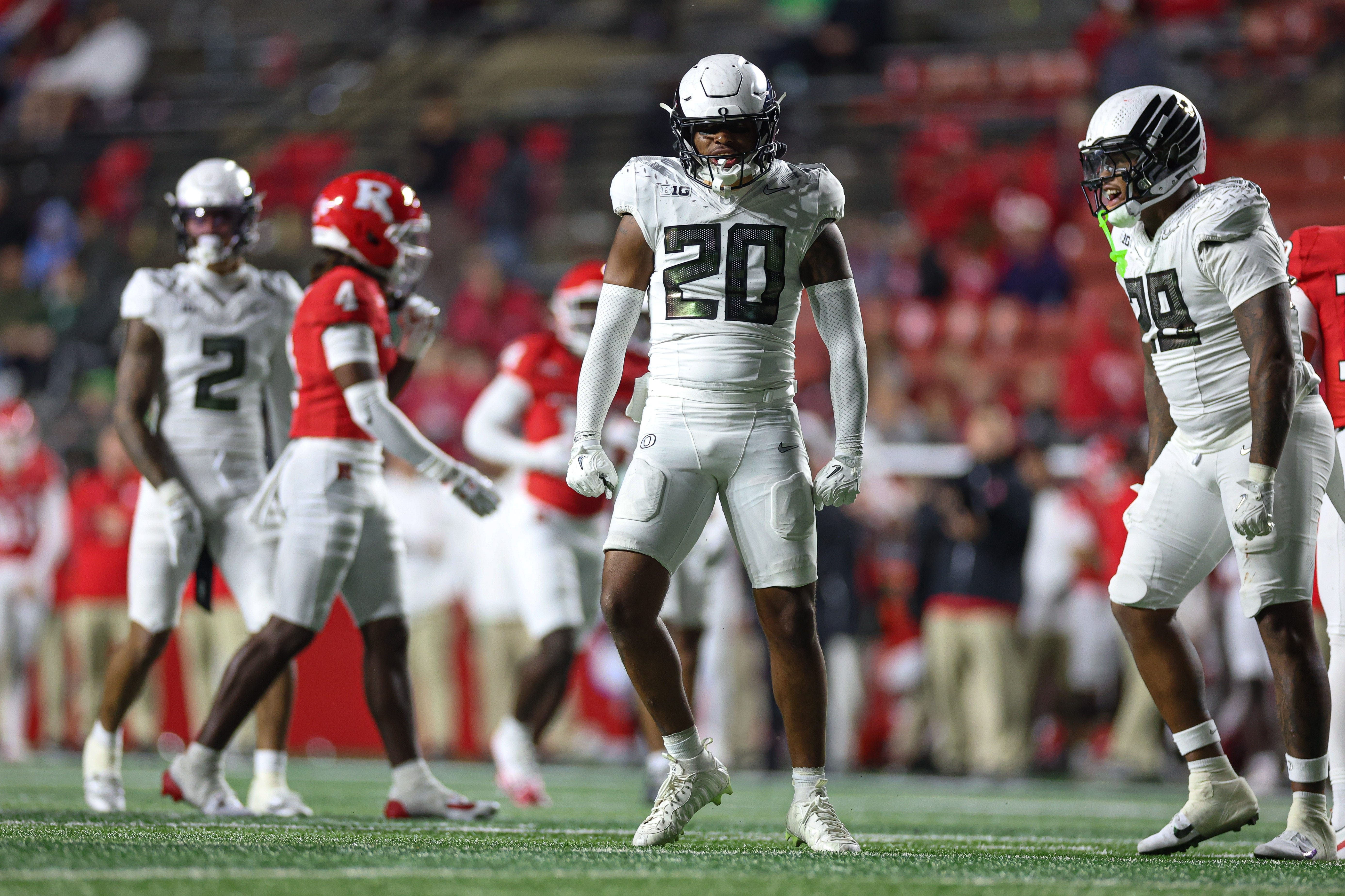 USC offense has to pay attention to Oregon linebacker Dylan Williams