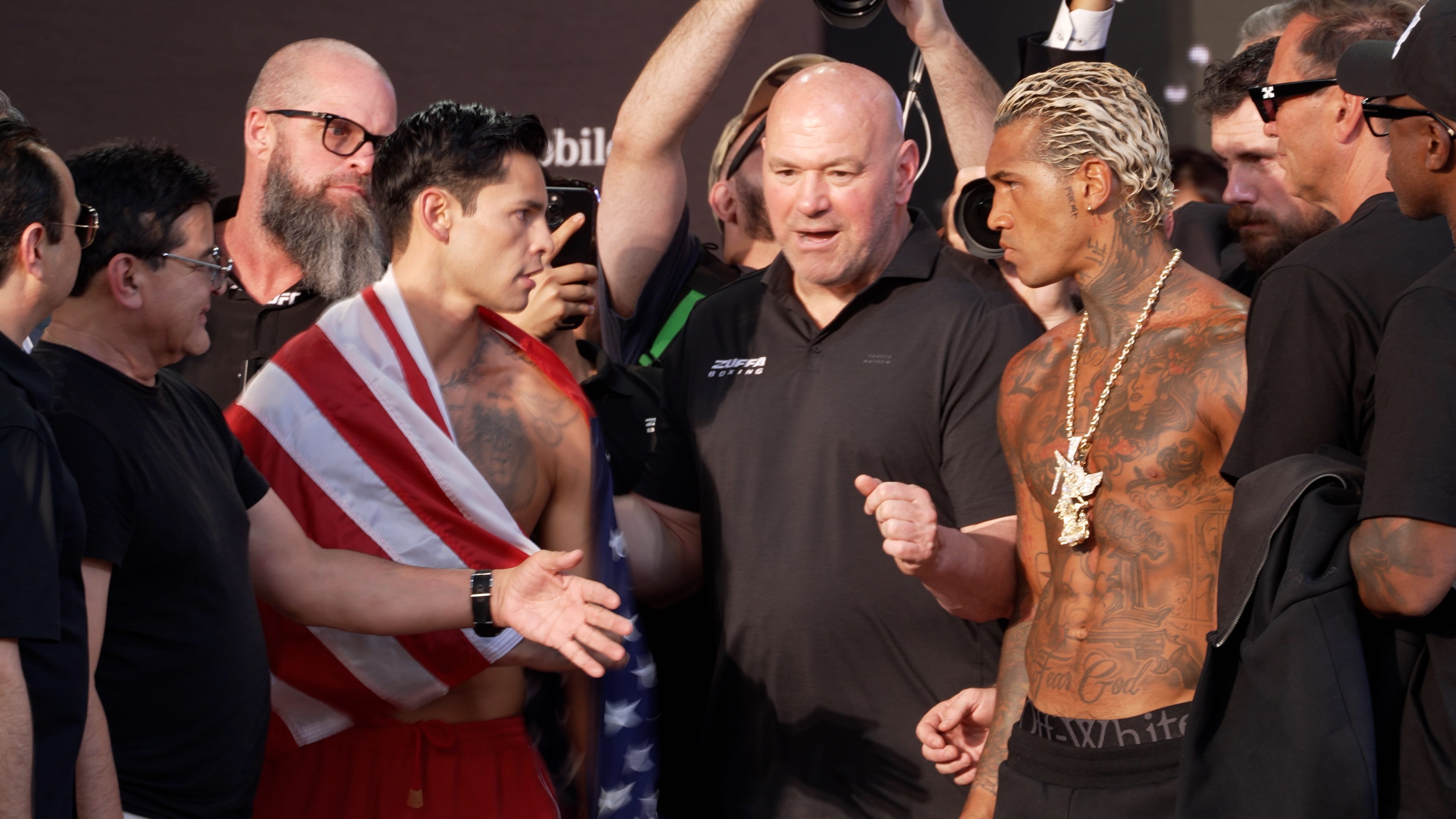 Video: Conor Benn stoic vs. bouncy Ryan Garcia at final faceoff