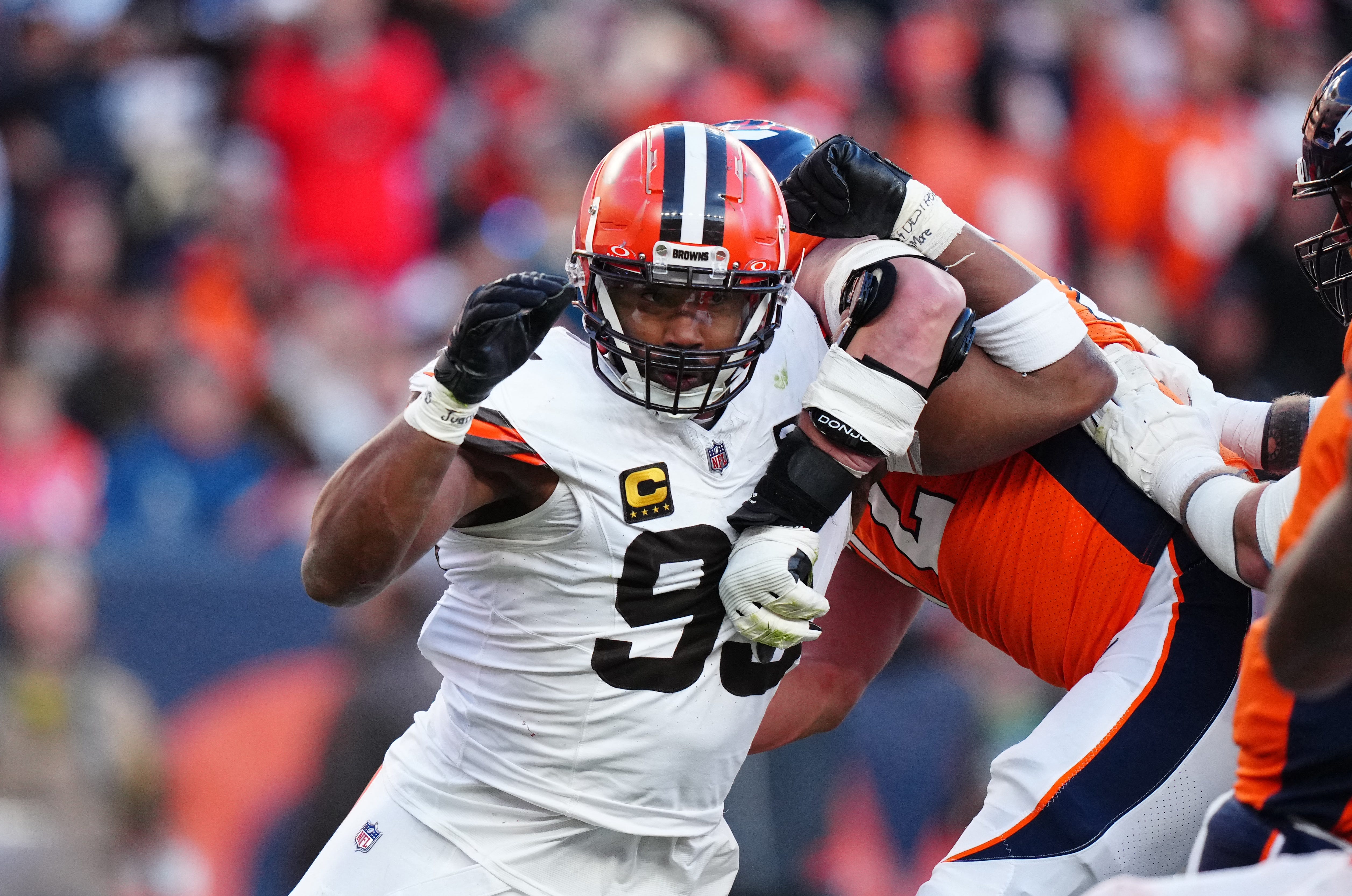 Rams won't have star defender vs. Broncos on ‘SNF'