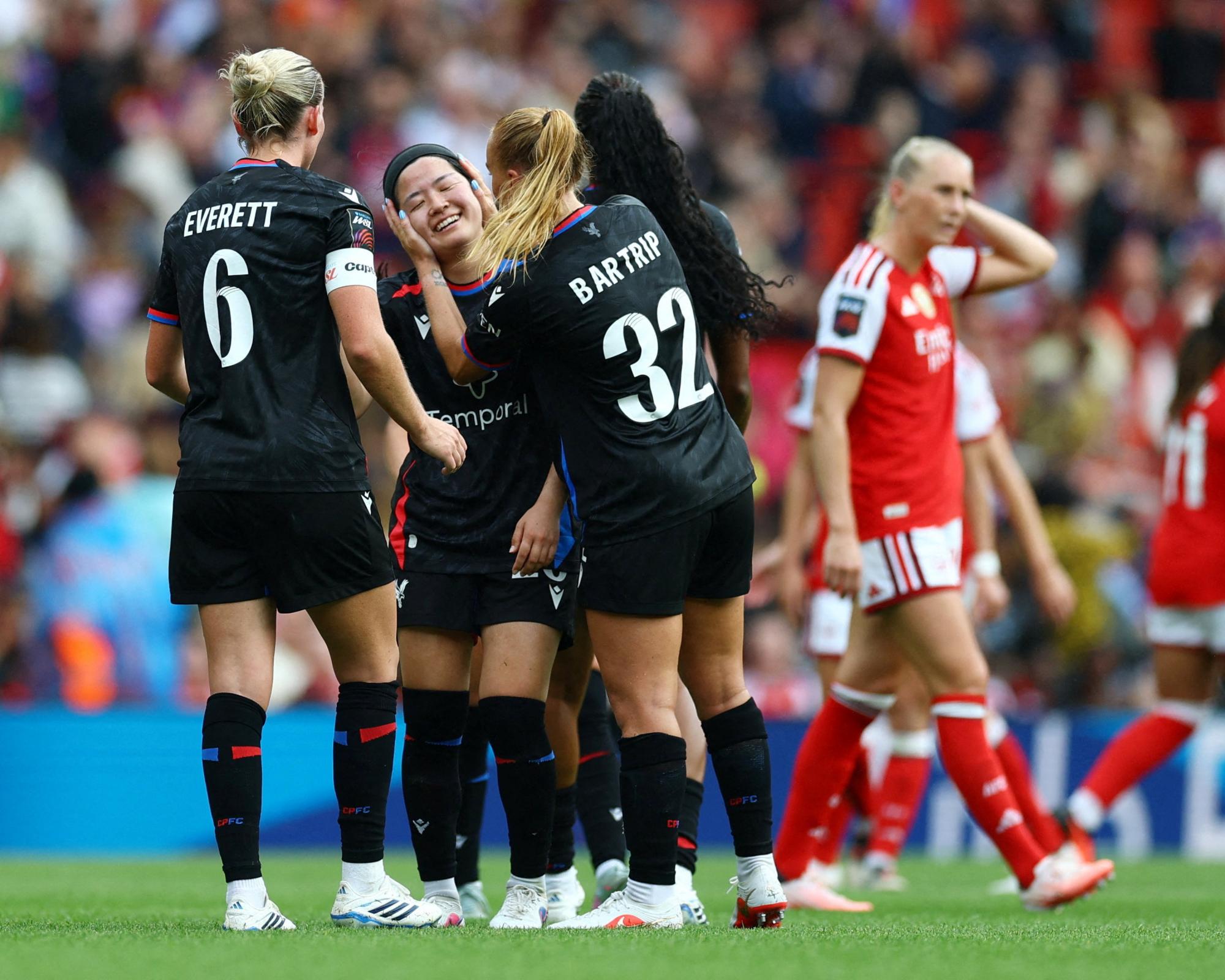 WSL roundup: Arsenal rue missed chances after draw with Crystal Palace