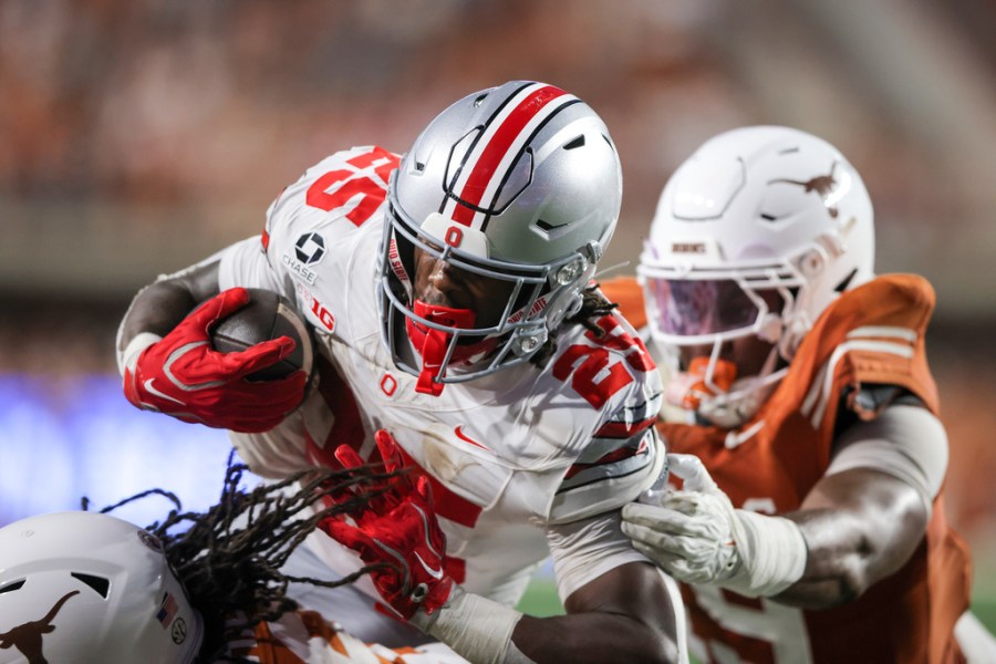 Live updates: No. 1 Ohio State leads No. 4 Texas in Austin